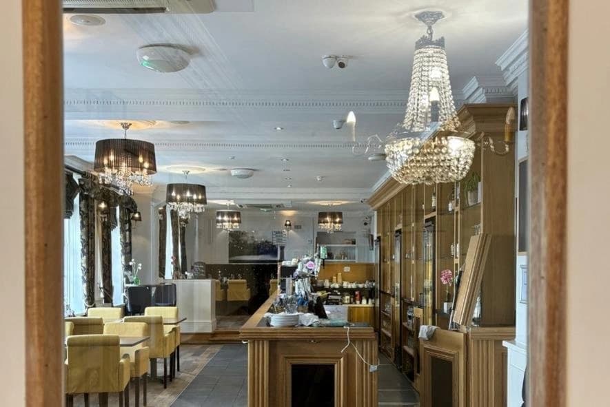 Riviera Restaurant in Gravesend