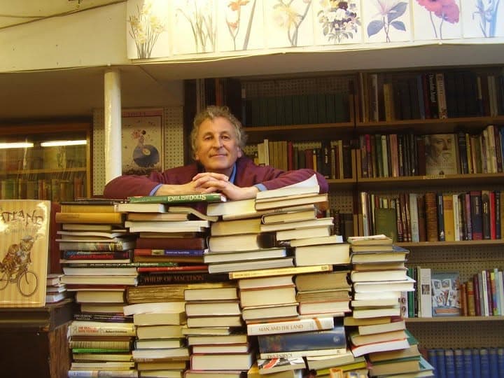 Baggins Book Bazaar in Rochester