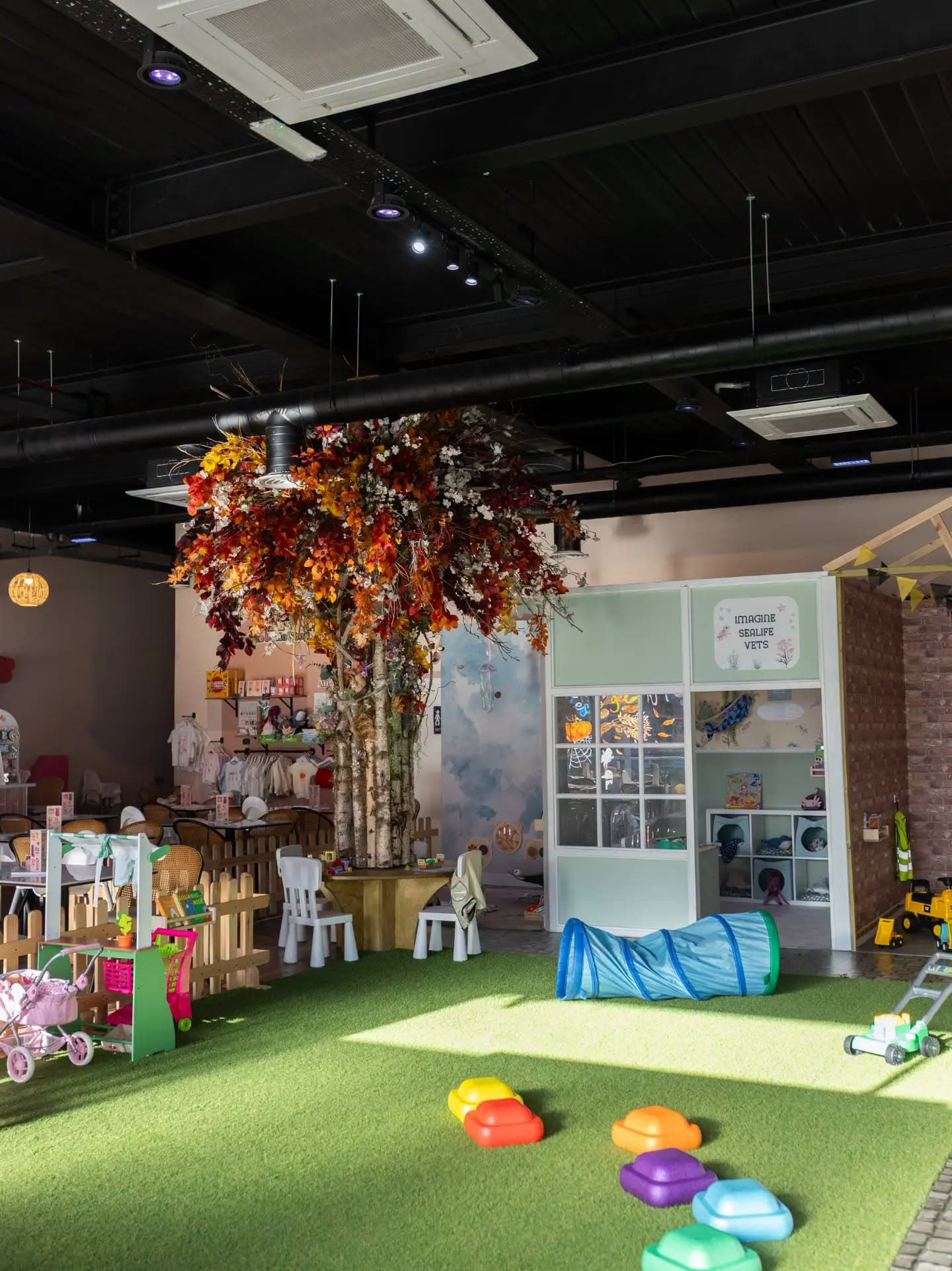 Imagine Play Café in Chatham